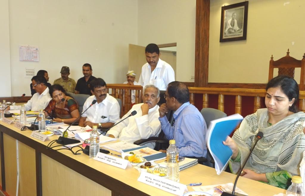 11 ಸಾವಿರ ಅರ್ಜಿಗಳ ಶೀಘ್ರ ವಿಲೇವಾರಿಗೆ ಸೂಚನೆ:  ಸಚಿವ ಕಾಗೋಡು ತಿಮ್ಮಪ್ಪ